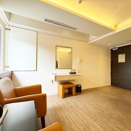 Ai Lai Fashion Hotel Taichung Exterior photo