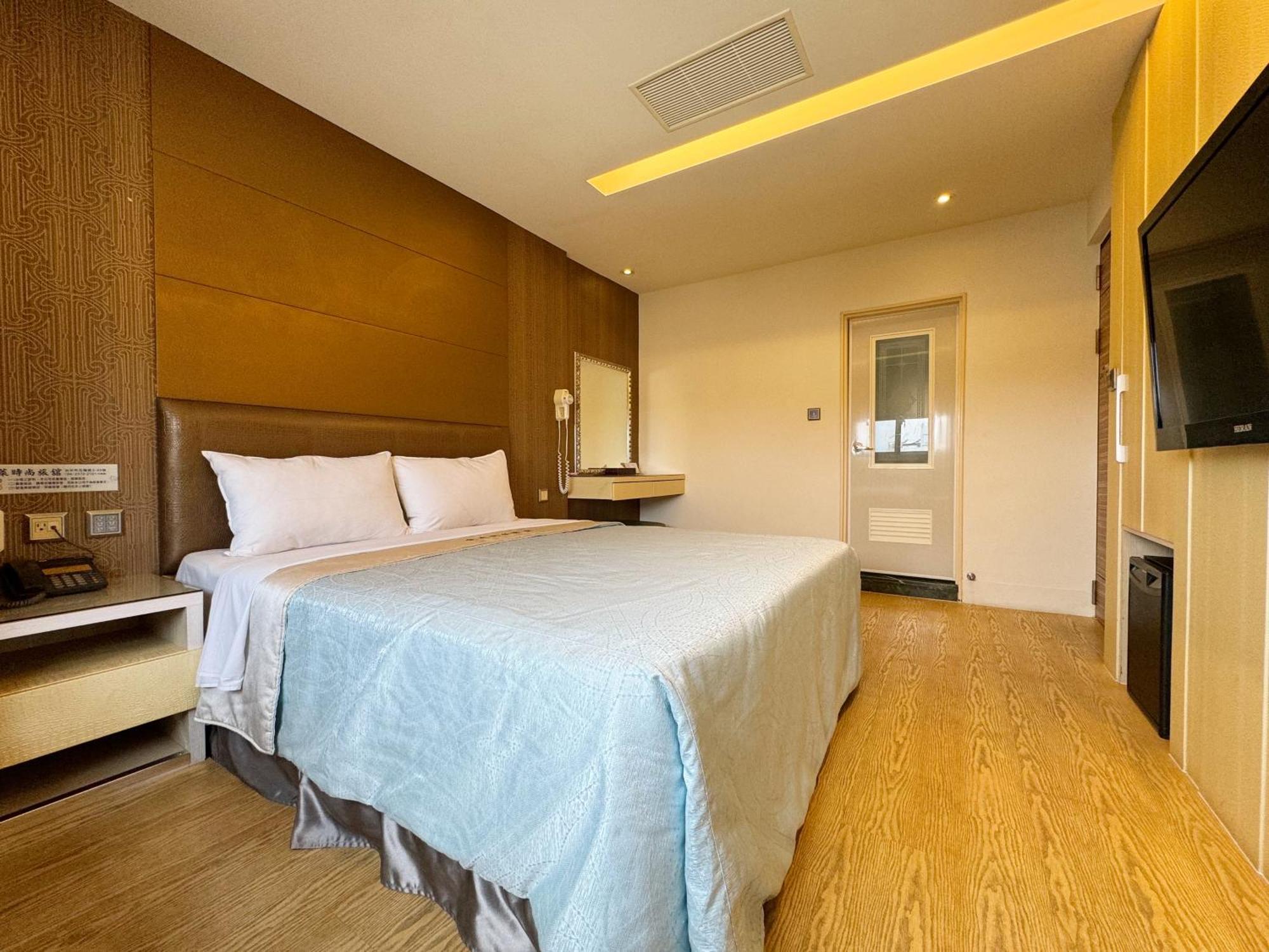 Ai Lai Fashion Hotel Taichung Exterior photo