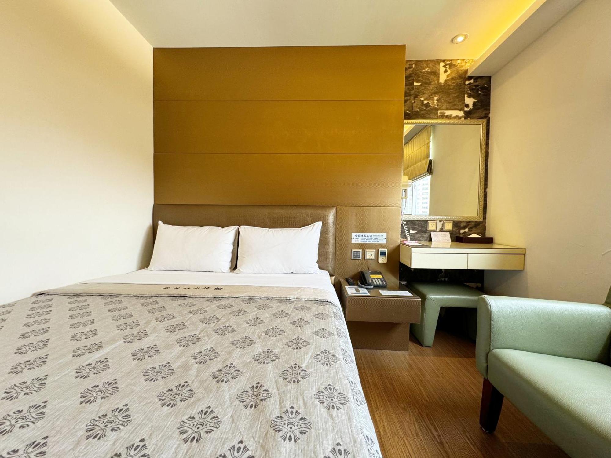 Ai Lai Fashion Hotel Taichung Exterior photo
