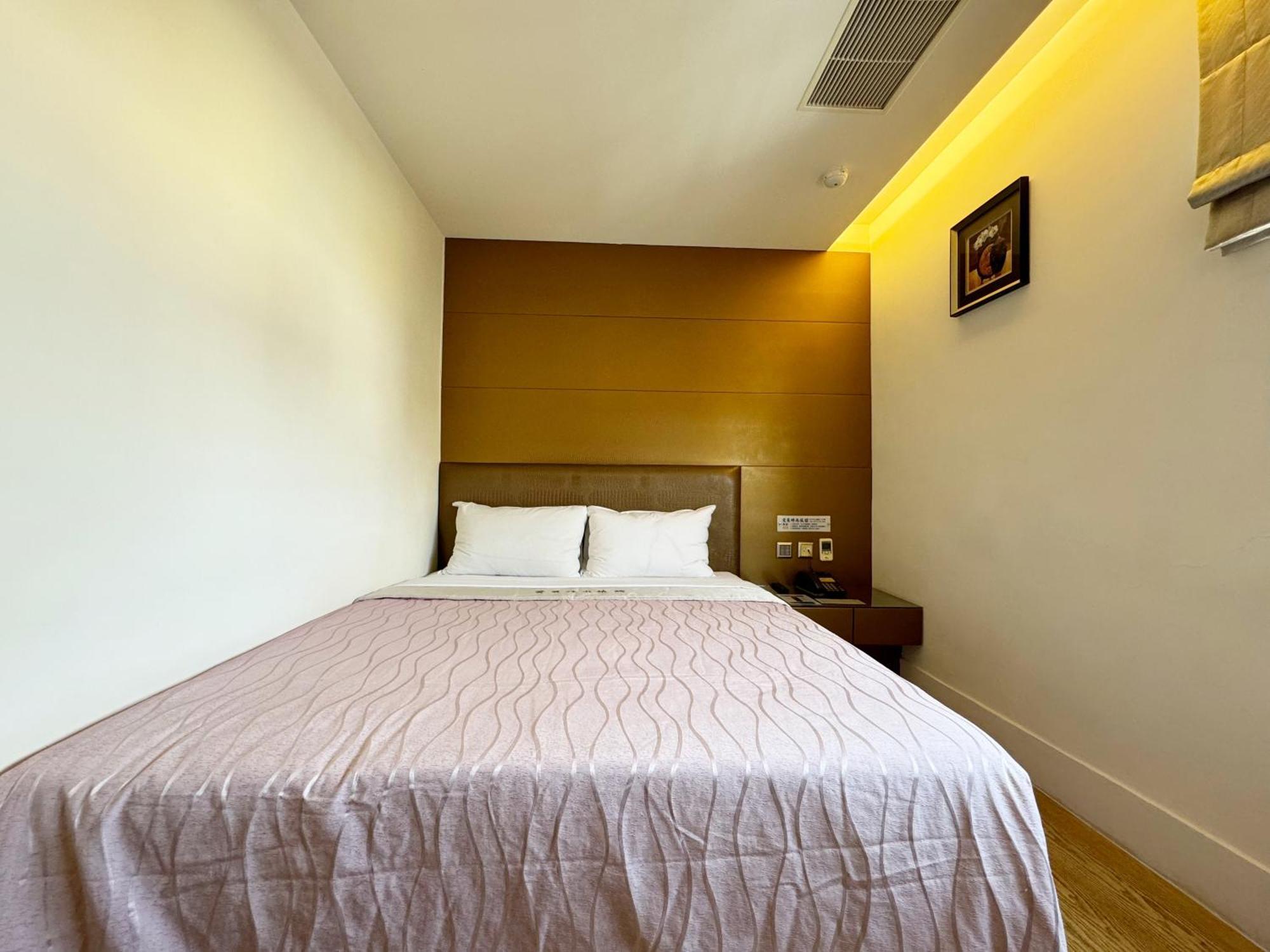 Ai Lai Fashion Hotel Taichung Room photo