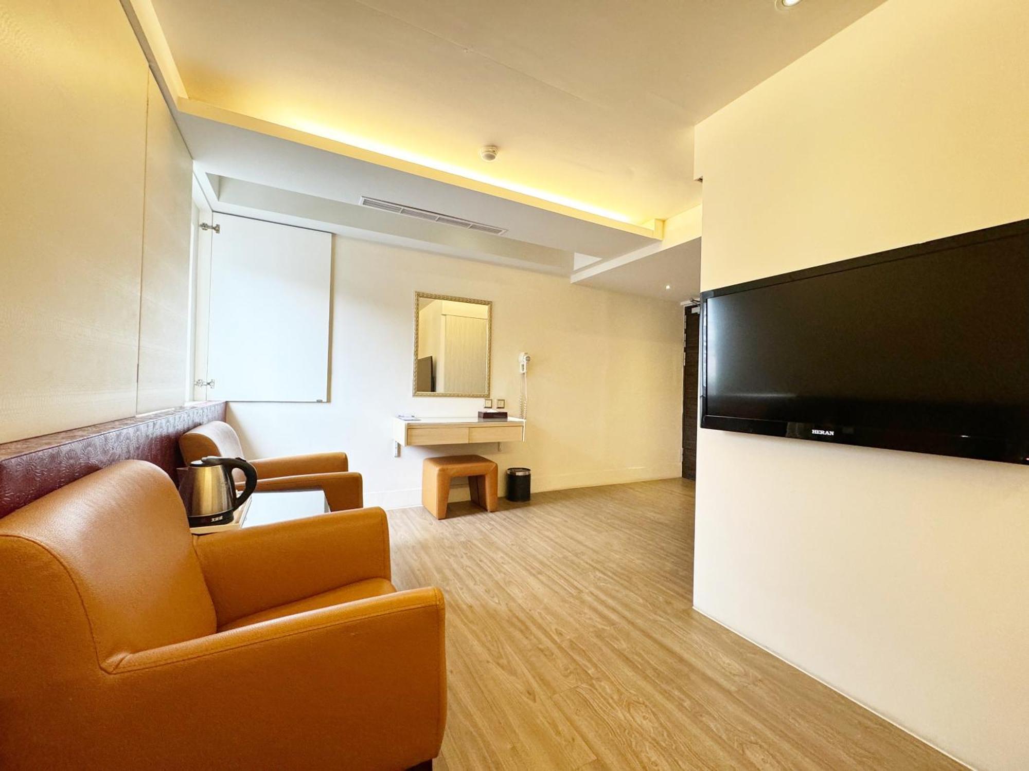 Ai Lai Fashion Hotel Taichung Exterior photo