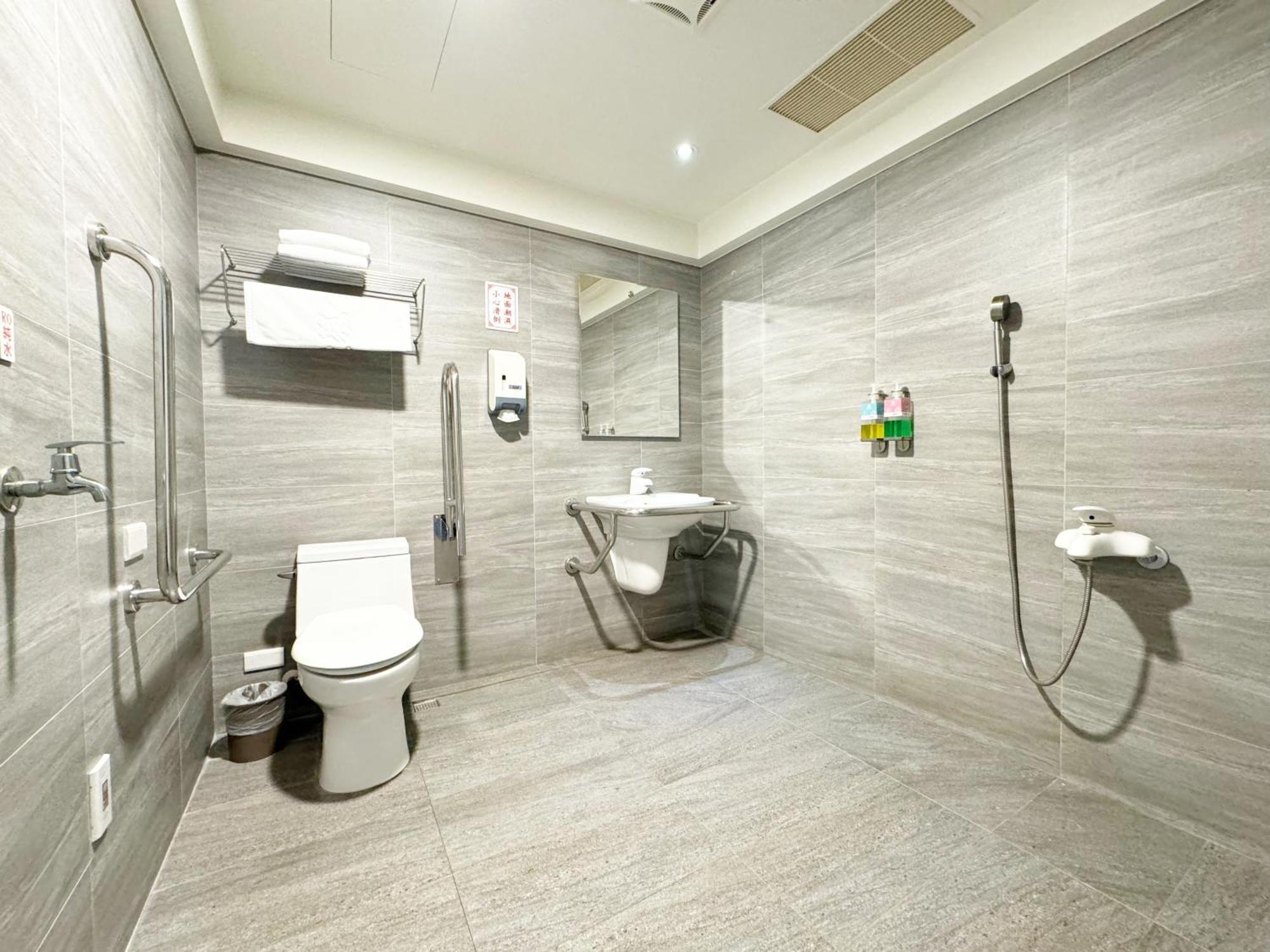 Ai Lai Fashion Hotel Taichung Exterior photo